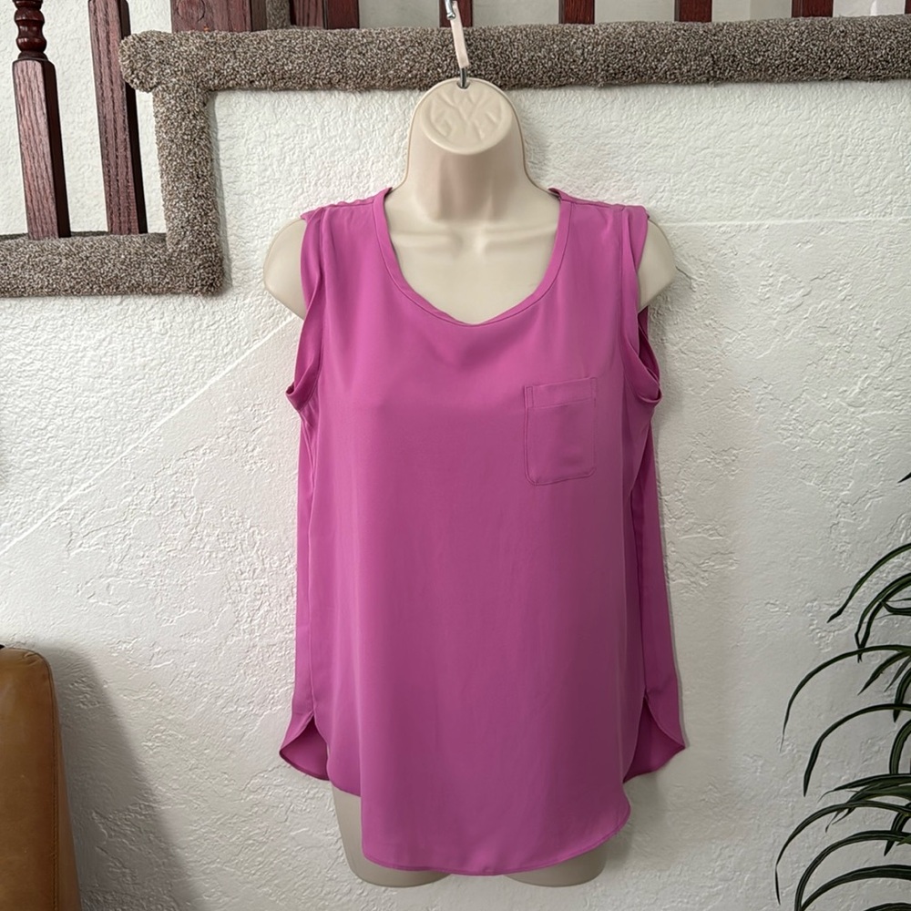 LOFT Women’s Lilac One Pocket Sleeveless Top Size XS EUC